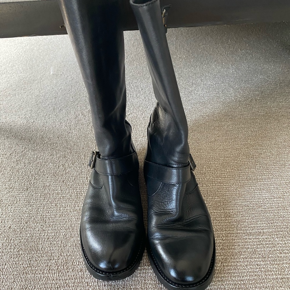 manolo blahnik boots
